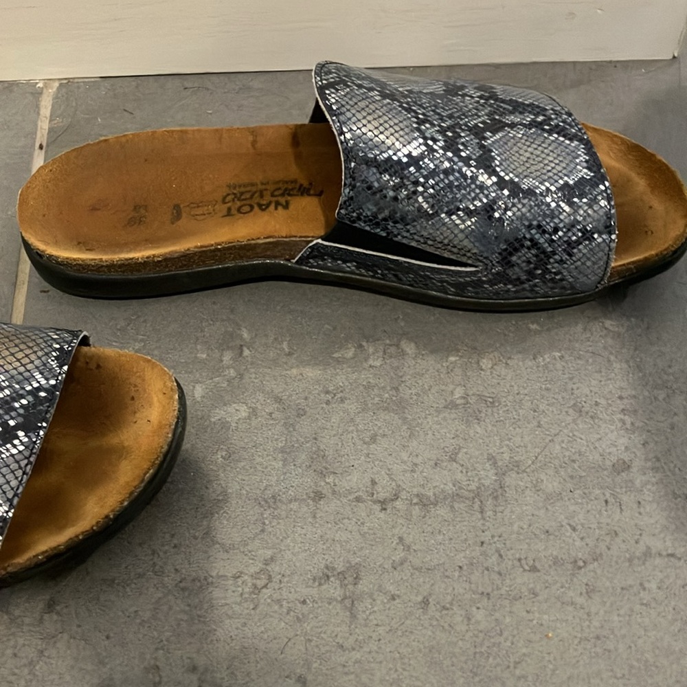 Naot python slides/sandals - Picture 2 of 2